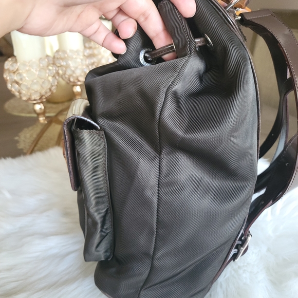 100% Authentic Gucci vintage nylon bamboo backpack - Picture 5 of 16